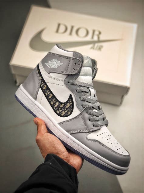 jordan dior shoes replica|jordan 1 Dior high reps.